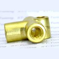 Тройник Goodridge М-М-М (3/8X24) AN03, 2203-03B - Тройник Goodridge М-М-М (3/8X24) AN03, 2203-03B